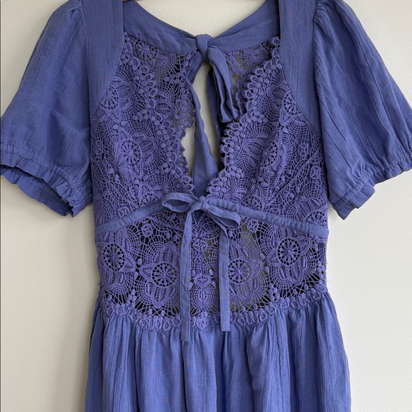 All You Need Is Lace Midi Dress - Picture 7 of 11